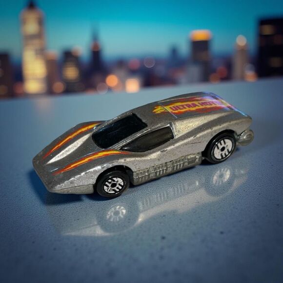 Vintage 1974 Hot Wheels Silver Bullet Diecast 1:64 - Picture 1 of 6